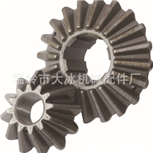 厂家直销供应小拖行半齿各类齿轮来图来样加工定做