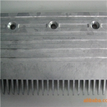 供应出口美国的电梯踏板