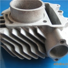 供应摩托车MC-000928汽缸头