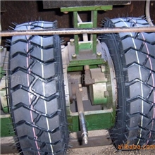 生产700-15/750-15工程车/叉车轮胎