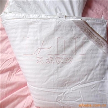 供应蚕丝被特级手工桑蚕丝被选用优质蚕丝原料