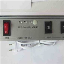 厂家直销：特惠B款220VRGB流水段跳七彩LED灯带2300W控制器