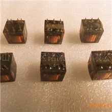 脉冲变压器，电源变压器