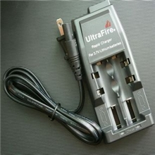 正品神火充电器1865014500双充手电充电器电筒充电新品充电器