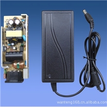 厂家低价销售12V8ALED灯条驱动开关电源适配器足功率质保一年