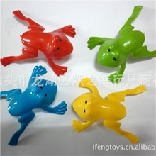 塑料弹跳青蛙小跳蛙节日派对礼品儿童赠品小玩具益智玩具