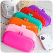 化妆包硅胶长款钱包工厂直销大量库存多色混批可装眼镜