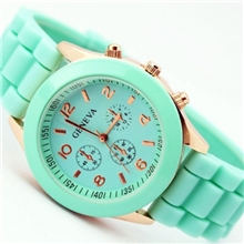 硅胶GENEVA手表石英表批发新款电子三眼无钻日内瓦watch