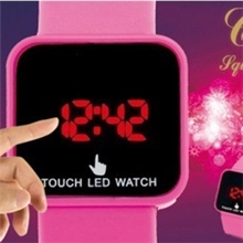 批发触屏手表工厂直销男女通用新款led触摸屏手表