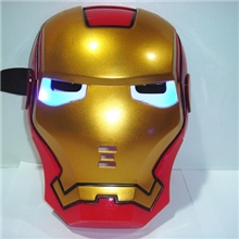 钢铁侠3在国内上映发光钢铁侠面具热卖中现货供应