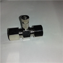 供应奶牛场猪场喷雾降温喷座，人造雾喷座，接头，高压微雾喷座，