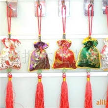 厂家直销香包挂件熏香平安香包布艺工艺品