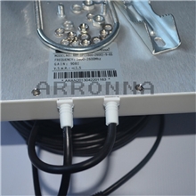 2.4G双极化板状天线