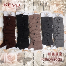 批发锦裕2012秋冬新款堆堆袜时尚英伦纽扣开口袜套2424