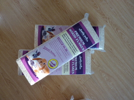 【艾米丽宠物用品批发】薰衣草香味宠物木屑，宠物清洁用品木屑