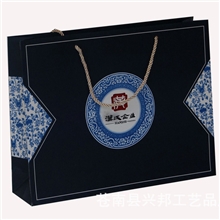 纸袋厂家定做新款服装包装袋牛皮纸手提袋定做特价批发