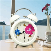 蝴蝶飞飞田园风格静音扫描金属打铃闹钟带夜光