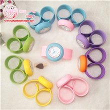 七彩糖果色拍拍表批发儿童男孩女孩拍拍表硅胶拍拍表可定做LOGO