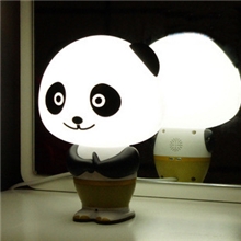 奇玩功夫熊猫灯语音控制台灯创意智能声控灯熊猫阿宝语音报时