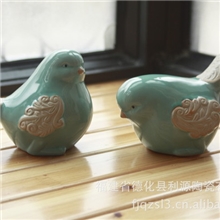厂家特价直销陶瓷工艺品陶瓷摆件家居摆设手工陶瓷小鸟2069