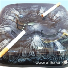 水晶胶烟缸/祥龙呈瑞烟缸/水晶浮雕烟缸/九龙浮雕烟缸