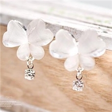 H67批发韩版逼真可爱贝壳蝴蝶闪钻吊坠耳钉
