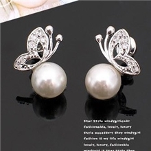 B349宋惠娇玉兰油广告中戴的镶钻蝴蝶珍珠耳钉