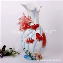 供应珐琅瓷13寸新款金鱼时尚落地花瓶花插浮雕手彩陶瓷工艺摆设
