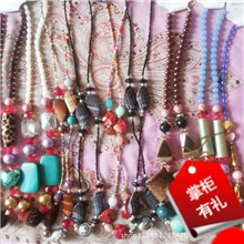 按斤批发秋冬款手工项链珍珠水晶混合材料项链批发特价一斤25元