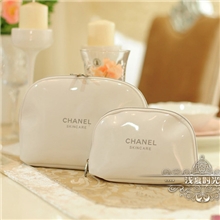 2013最新款式香家白色两件套化妆包