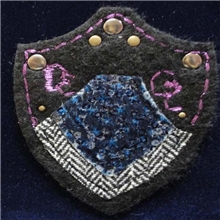 供應繡花章、布貼