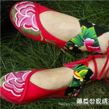 绣花鞋经典款绣花鞋时尚女鞋厂家小额批发
