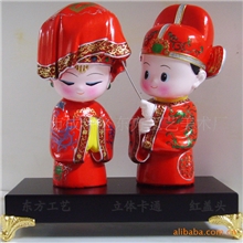 新奇特工艺品创意礼品礼品Q版泥塑婚庆礼品立体精装红盖头