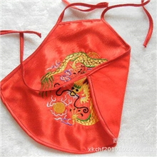 批发龙年肚兜龙年宝宝礼物纯棉里子婴儿肚兜旅游产品