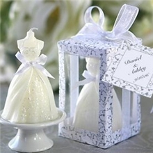 供应婚庆用品婚礼小礼品情人节生日创意小礼物婚纱蜡烛