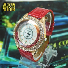 【畅销百搭系列！】Gogoey棱镜滚珠镶钻女士皮带时尚手表批发