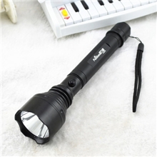 厂价直销派力肯pailikenK-6618强光战术手电筒防水防暴