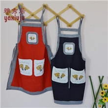 批发生产围裙韩式背带围裙罩衣家居清洁必备红蓝两色B012