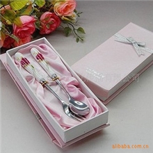 供应陶瓷韩式两件套/骨瓷餐具/不锈钢勺子叉子/商务礼品/促销礼品