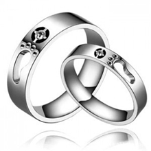 钛钢情侣对戒脚丫个性镶钻不锈钢戒指义乌饰品批发6162
