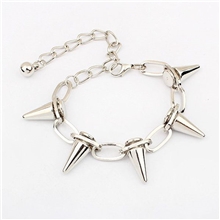 SL093欧美个性夸张铆钉手链韩版时尚三角锥饰品