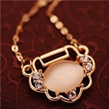 复古长命锁猫眼石短项链女短款锁骨链子韩国韩版时尚配饰饰品吊坠