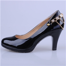 红蜻蜓厂家直销福贵新款高跟单鞋百搭四季鞋圆头女鞋铆钉女鞋