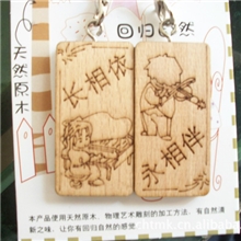 原木艺术雕刻，个性木质手机挂件，情侣挂件批发，情侣手机链