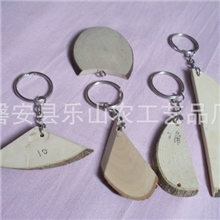 厂家推荐供应多形优质鸡钩木片大量优惠