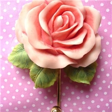 供应批发树脂时尚创意玫瑰礼品衣帽毛巾挂钩玫瑰单钩