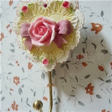 供应树脂爱心玫瑰挂钩时尚壁饰