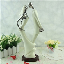 350元混批一吻定情人物树脂摆件树脂工艺品结婚婚庆礼品