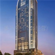 广州酒店地处CBD核心区的广州富力丽思卡尔顿酒店豪华城景房