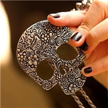 厂家供应欧美外贸原单饰品大牌夯货复古哥特骷髅毛衣链项链女